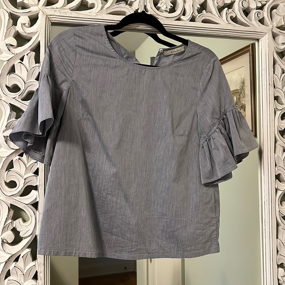 Bell sleeve SS chambray blouse - Picture 1 of 5